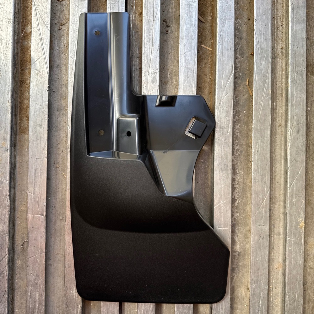 WeatherTech‎ MudFlaps 2020 Jeep Gladiator Rear Black Brand New 120113 No-Drill - Picture 6 of 11